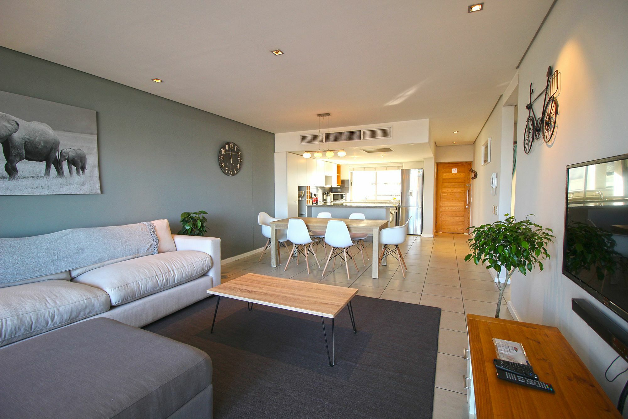 Harbour Edge Le Cap